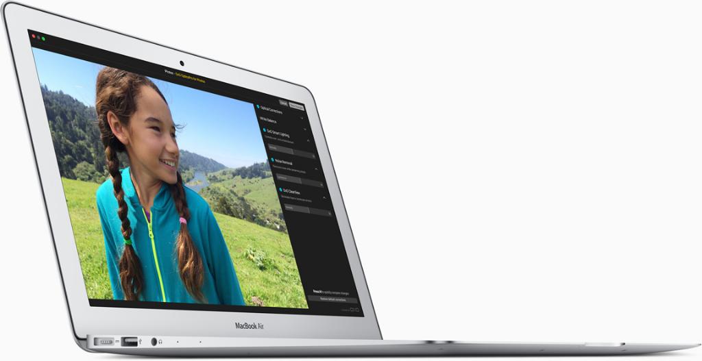 Refurbished MacBook Air 13" i7 2.2 8GB 128GB 2017